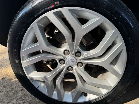 Used 2021 Land Rover Range Rover Evoque R-Dynamic S image 37