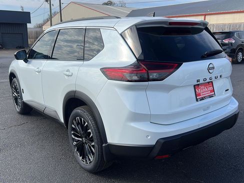 New 2026 Nissan Rogue SV image 5