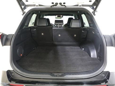 Used 2020 Toyota RAV4 XSE image 19