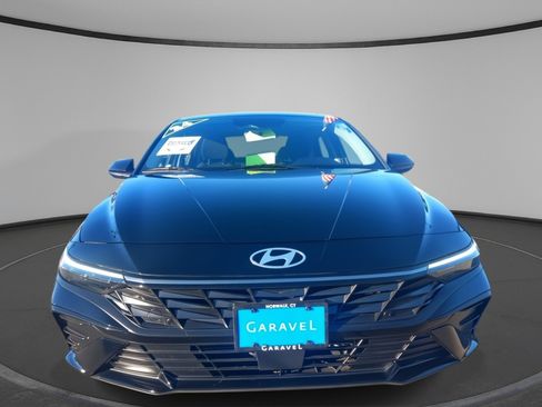 Used 2024 Hyundai Elantra SEL w/ Convenience Package image 22