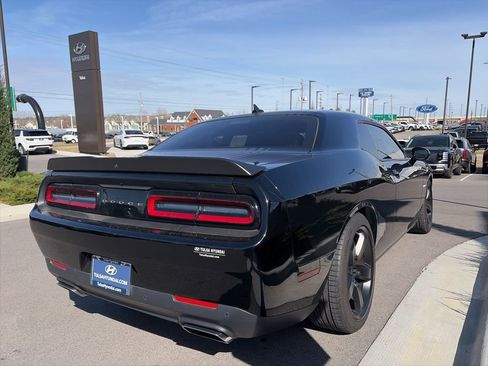 Used 2016 Dodge Challenger R/T Plus image 5
