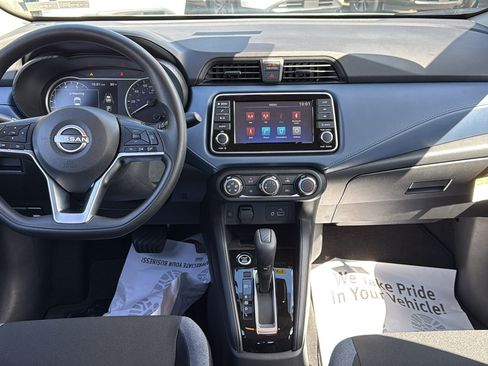 Certified 2025 Nissan Versa SV w/ Trunk Package FWD image 5