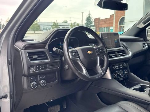 Used 2023 Chevrolet Tahoe LT w/ Luxury Package AWD/4WD image 13