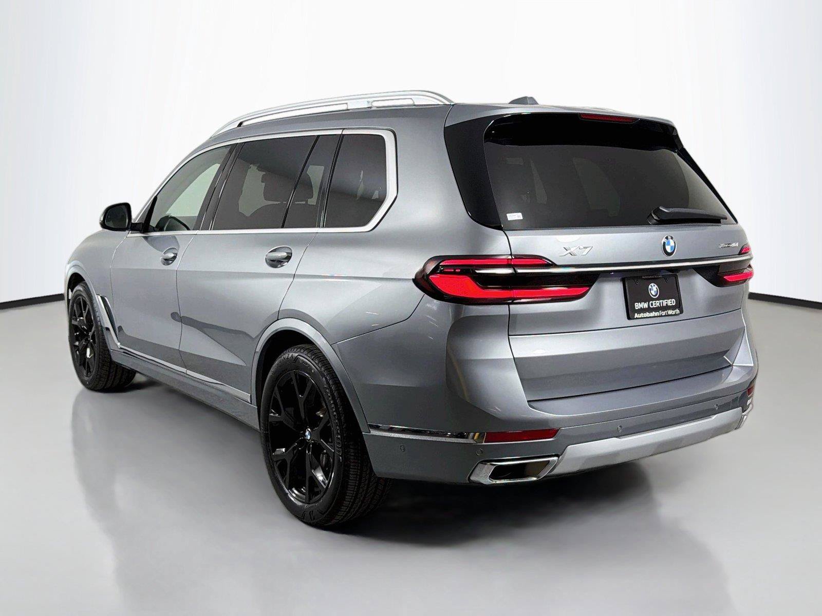 Used 2024 BMW X7 xDrive40i w/ Climate Comfort Package AWD/4WD image 7