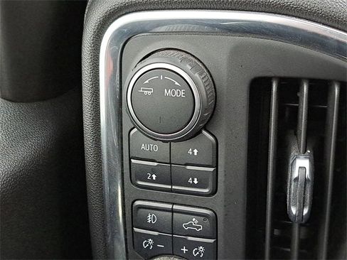 Used 2021 Chevrolet Silverado 1500 LTZ w/ LTZ Premium Package image 17