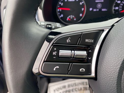 Certified 2023 Kia Seltos S image 18