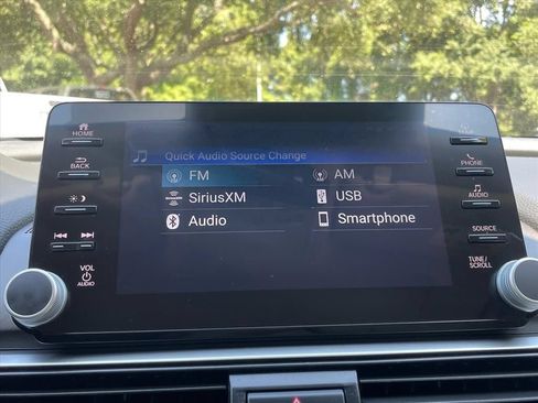 Used 2021 Honda Accord Touring image 21