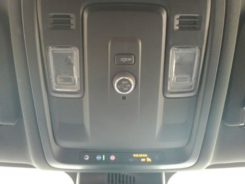 Used 2025 Chevrolet Tahoe LT image 55