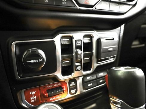 Used 2021 Jeep Wrangler Unlimited Rubicon image 21