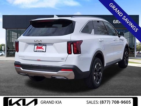 New 2026 Kia Sorento S AWD/4WD image 5