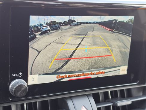 Certified 2024 Toyota RAV4 LE FWD image 21