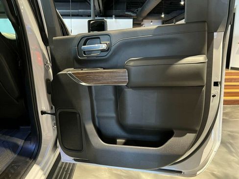 Used 2023 Chevrolet Silverado 2500 High Country image 28