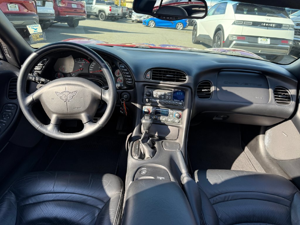 Used 2004 Chevrolet Corvette Coupe w/ Roof Package RWD image 16