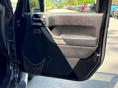 Used 2014 Jeep Wrangler Unlimited Sport w/ Quick Order Package 24S image 8