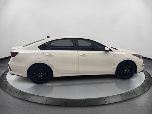 Used 2020 Kia Forte Sedan FWD image 4
