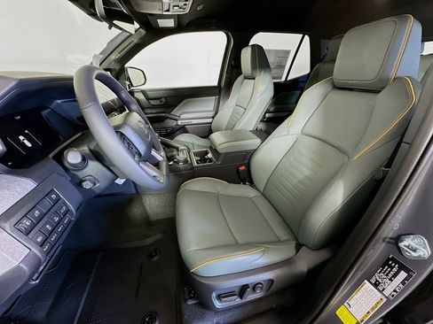 New 2026 Toyota 4Runner Trailhunter image 9