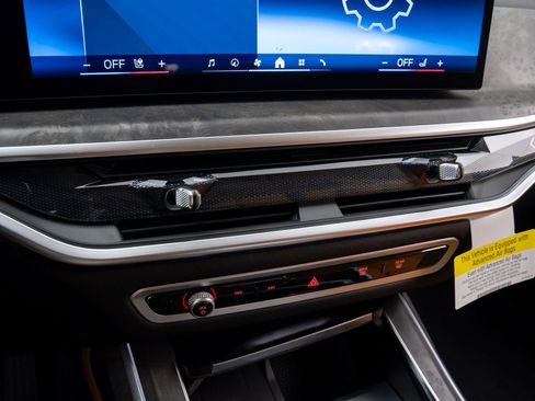 New 2026 BMW X7 xDrive40i image 26