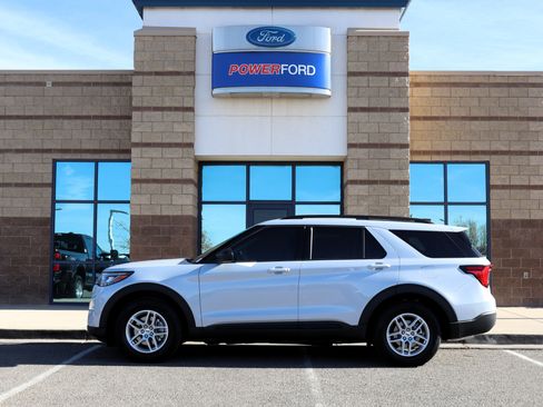 New 2026 Ford Explorer Active image 9