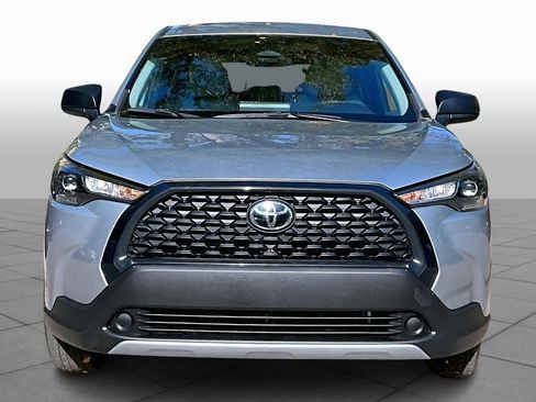 Used 2023 Toyota Corolla Cross L image 4