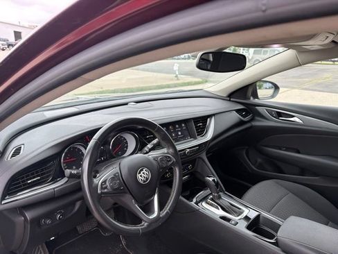 Used 2019 Buick Regal Preferred FWD image 6
