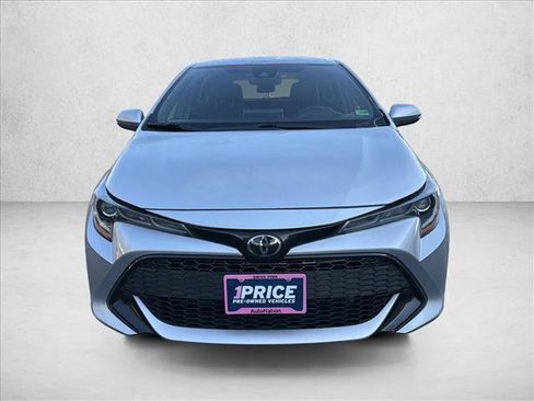Used 2022 Toyota Corolla SE image 2