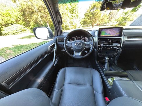 Used 2023 Lexus GX 460 Premium w/ Premium Plus Package AWD/4WD image 38
