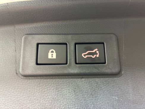 Certified 2025 Subaru Outback Onyx Edition image 30