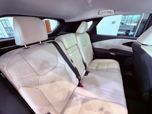 Certified 2025 Lexus RX 350 Premium Plus w/ Convenience Package FWD image 18