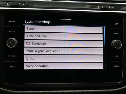 Used 2022 Volkswagen Tiguan SE R-Line FWD image 15