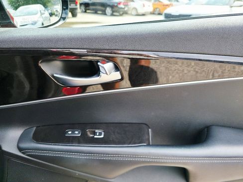 Used 2017 Kia Sorento AWD image 17