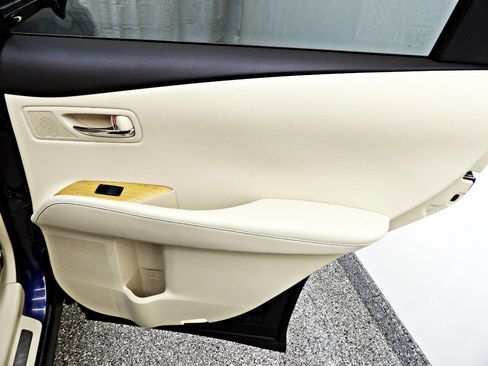 Used 2014 Lexus RX 450h AWD image 12