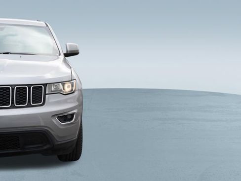 Used 2020 Jeep Grand Cherokee Laredo image 38
