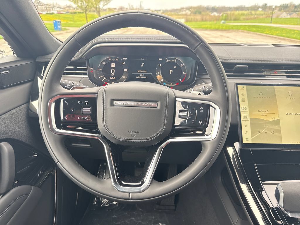 New 2026 Land Rover Range Rover Sport SE AWD/4WD image 18