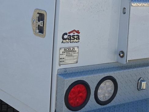 Used 2023 Ford F250 XL w/ XL Chrome Package image 10