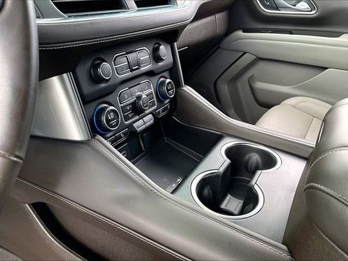 Used 2023 Chevrolet Tahoe Z71 w/ Luxury Package image 21