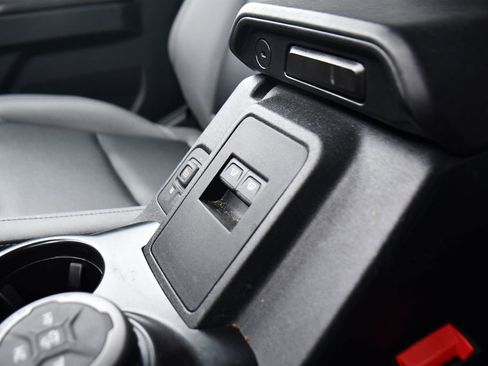 Used 2024 Ford Bronco Big Bend image 21