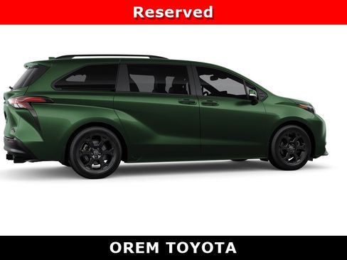 New 2026 Toyota Sienna XLE Woodland Edition AWD/4WD image 11
