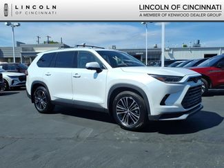 Used 2025 Toyota Grand Highlander AWD Hybrid video 1