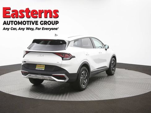 Used 2023 Kia Sportage LX AWD/4WD image 39
