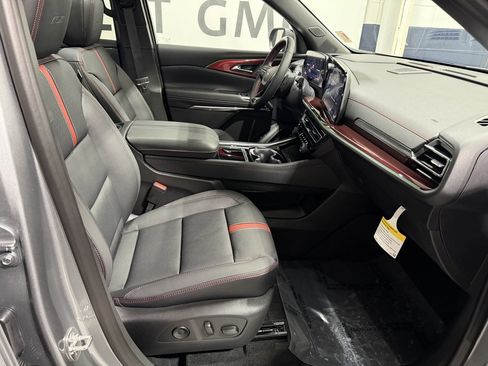 New 2026 Chevrolet Traverse RS w/ LPO, Floor Liner Package image 28