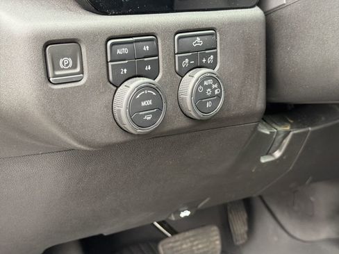 Certified 2024 Chevrolet Silverado 1500 RST w/ Z71 Off-Road Package image 17