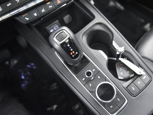 Used 2019 Cadillac XT4 Premium Luxury image 23