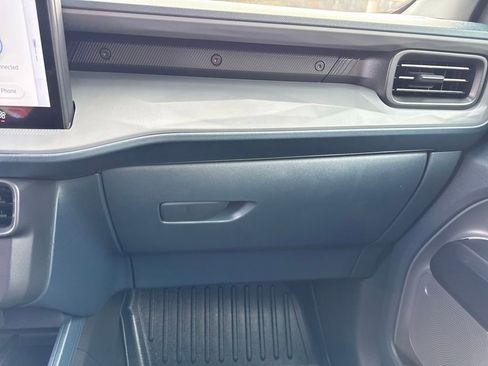 Used 2025 Ford Maverick XL w/ Equipment Group 102A image 22