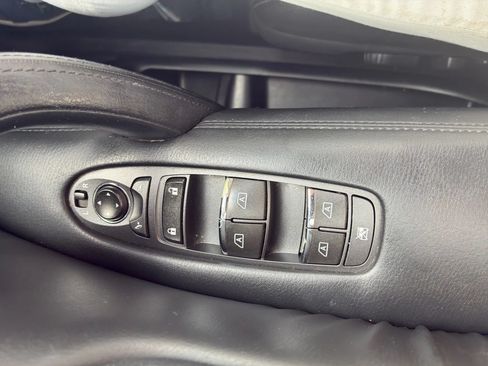 Used 2014 INFINITI QX80 2WD w/ Deluxe Touring Package image 18
