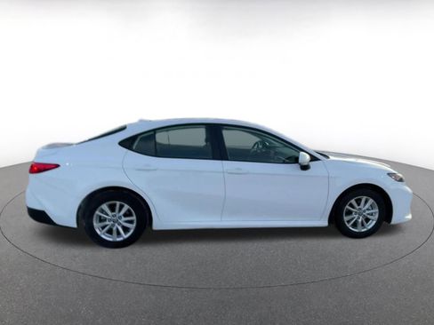 Used 2025 Toyota Camry LE image 16