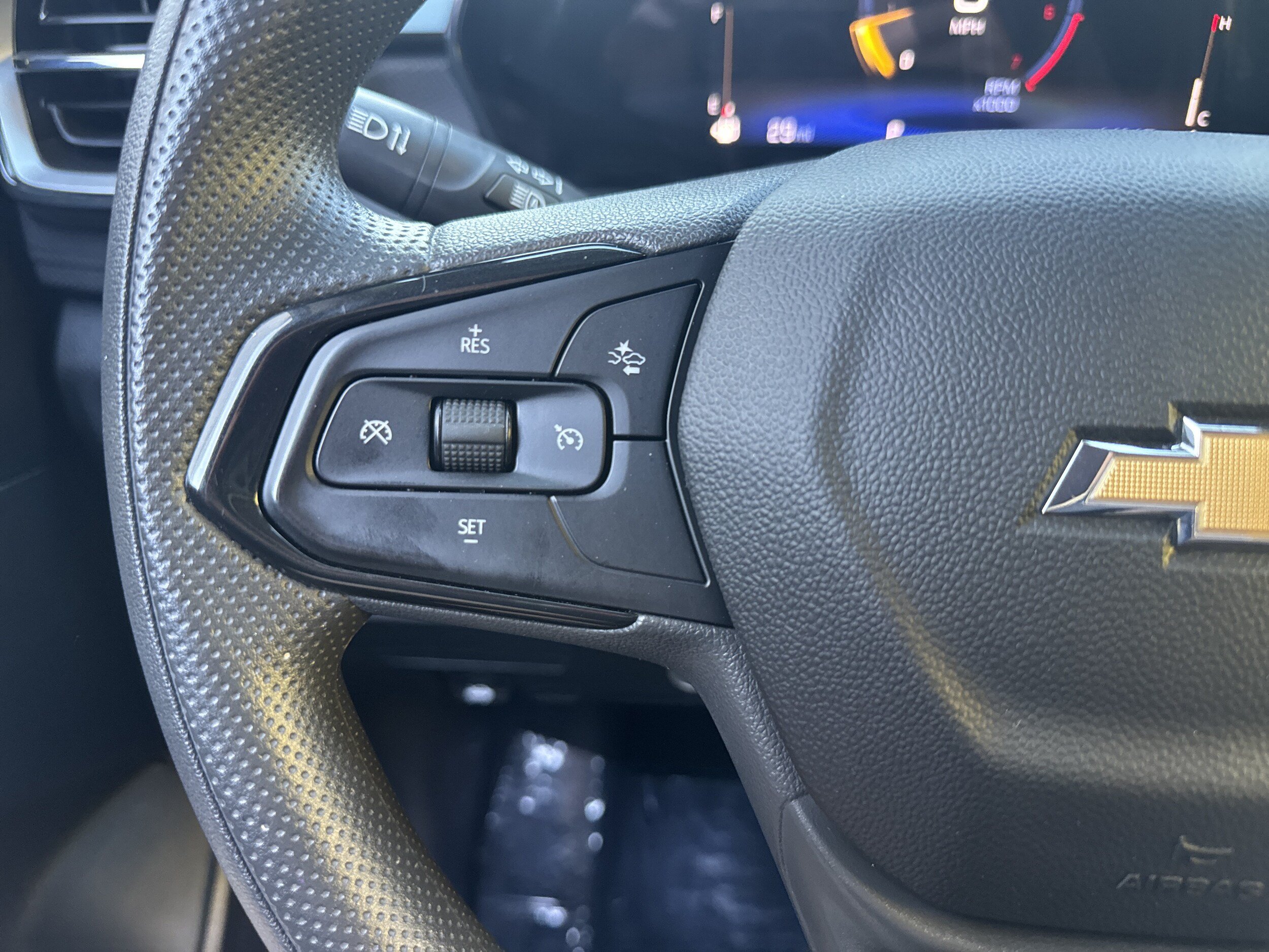 Used 2024 Chevrolet TrailBlazer LS FWD image 19