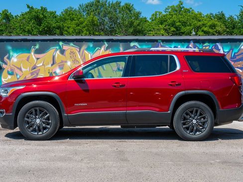 Used 2019 GMC Acadia SLT w/ LPO, Cargo Package FWD image 6