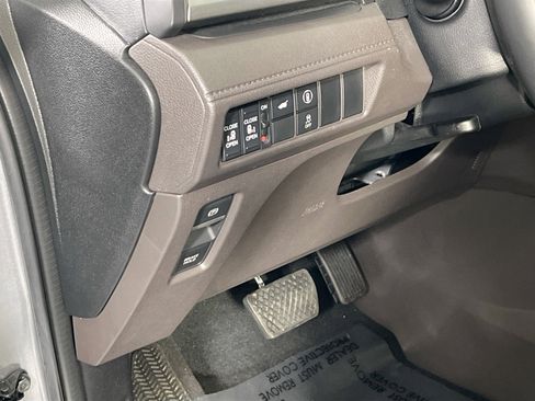 Used 2023 Honda Odyssey EX-L image 10
