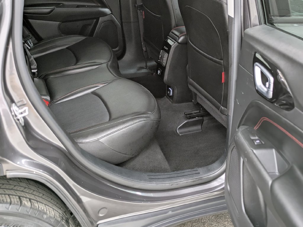Used 2022 Jeep Compass Trailhawk AWD/4WD image 16
