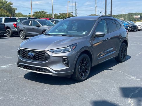 Used 2024 Ford Escape ST-Line Elite image 3